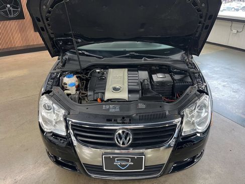 Used 2008 Volkswagen Eos Komfort FWD image 82