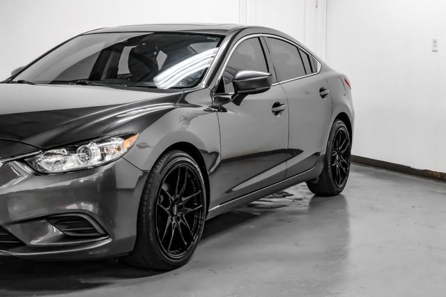 Used 2017 MAZDA MAZDA6 Touring FWD image 11