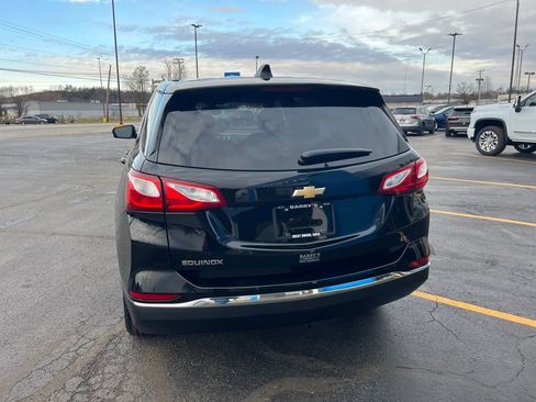 Used 2018 Chevrolet Equinox LT image 4