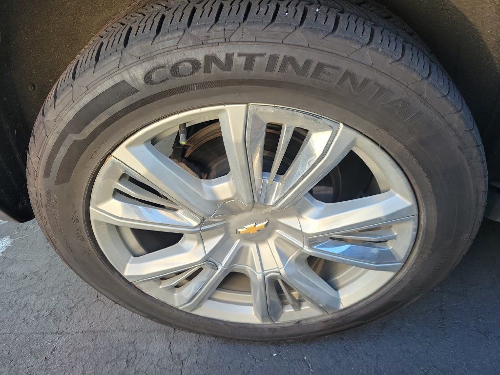 Used 2021 Chevrolet Tahoe High Country w/ Premium Package RWD image 13
