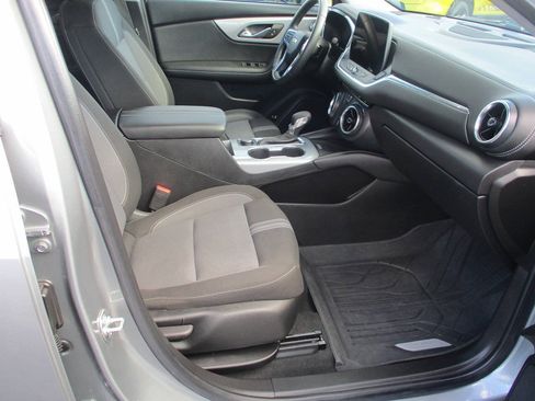 Used 2023 Chevrolet Blazer LT w/ Convenience Package FWD image 13