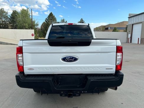 Used 2022 Ford F250 XL w/ Power Equipment Group AWD/4WD image 4