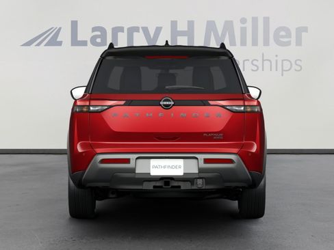 New 2026 Nissan Pathfinder Platinum w/ Cargo Package AWD/4WD image 6
