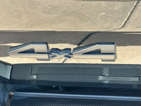 Certified 2025 Toyota Tacoma TRD Off-Road image 34