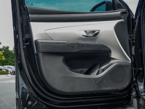 Used 2025 Hyundai Tucson SEL FWD image 34