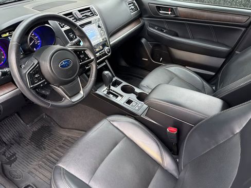 Used 2019 Subaru Outback 2.5i Limited w/ Popular Package #2 image 13