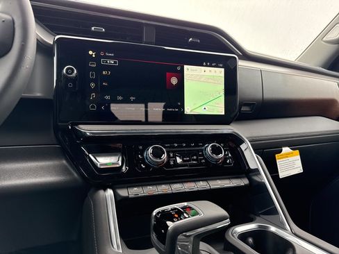 New 2026 GMC Sierra 1500 Denali w/ Technology Package image 12