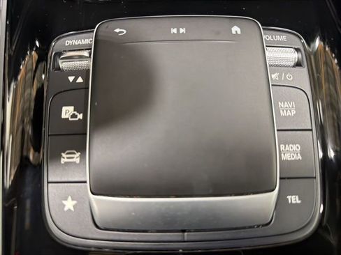 Used 2021 Mercedes-Benz GLB 250 4MATIC image 39