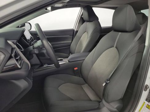 Used 2024 Toyota Camry LE w/ Convenience Package FWD image 15
