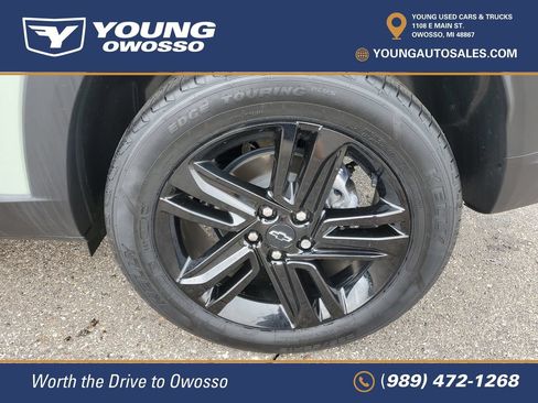 Certified 2025 Chevrolet Trax ACTIV w/ Sunroof Package FWD image 32
