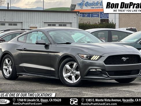Used 2015 Ford Mustang Coupe image 1