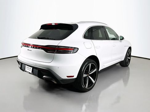 Used 2023 Porsche Macan AWD/4WD image 9