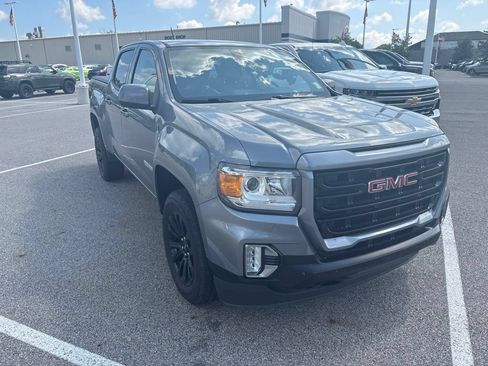 Used 2022 GMC Canyon Elevation w/ Elevation Premium Package AWD/4WD image 2