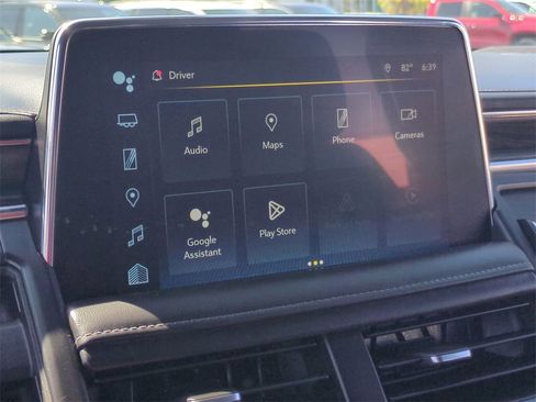 Used 2022 Chevrolet Suburban Z71 w/ Off-Road Capability Package image 14