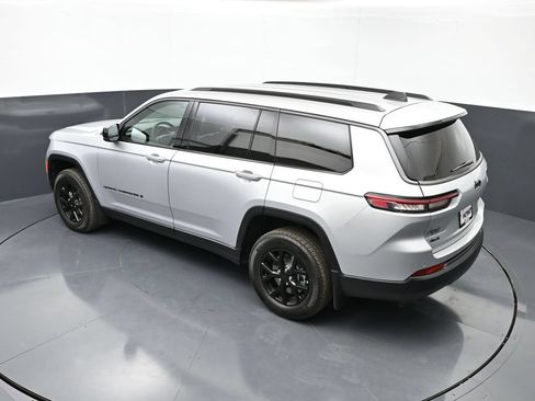 New 2026 Jeep Grand Cherokee L 4WD image 35