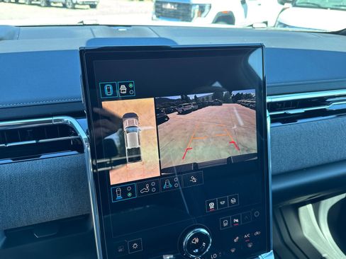 Used 2026 GMC Sierra EV Elevation image 34