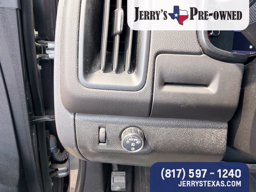Used 2019 Chevrolet Colorado LT w/ LT Convenience Package RWD image 12