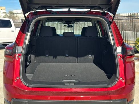 Used 2026 Nissan Rogue S image 31