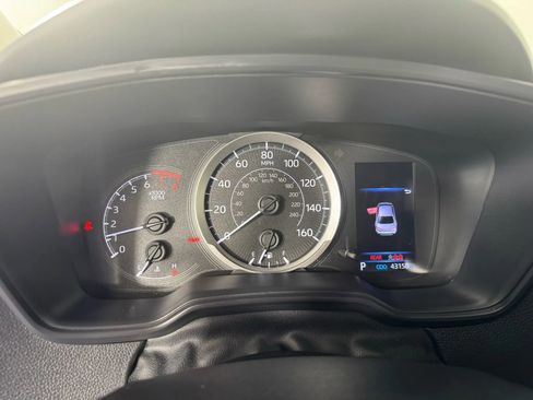 Used 2022 Toyota Corolla LE image 14