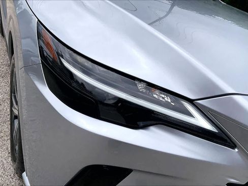 Used 2026 Lexus RX 350 Premium w/ Accessory Package (Z1) image 27