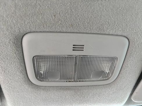 Used 2012 Toyota Corolla L image 21