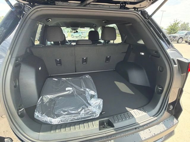 New 2027 GMC Terrain Elevation AWD/4WD image 21