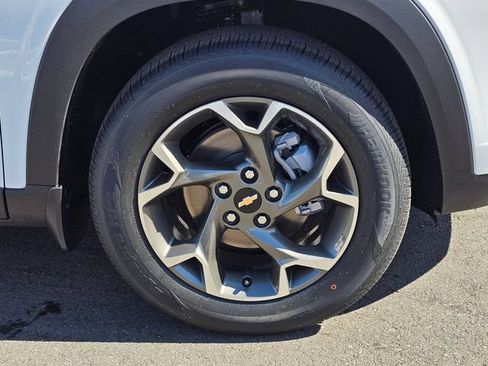 New 2026 Chevrolet Trax LT FWD image 9