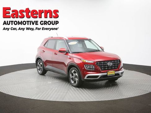 Used 2024 Hyundai Venue Limited FWD image 49