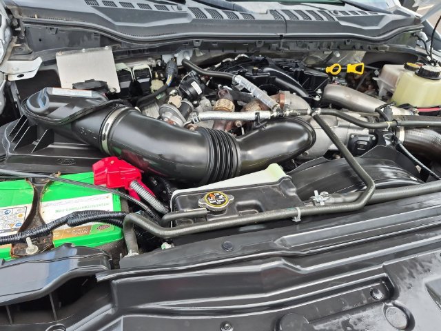 Used 2019 Ford F550 4x4 Regular Cab Super Duty image 27