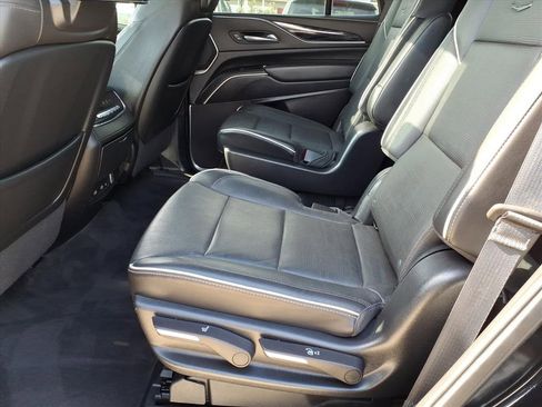 Used 2023 Cadillac Escalade Sport image 10