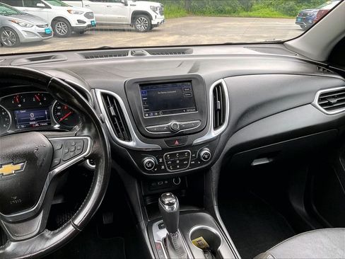 Used 2020 Chevrolet Equinox LT w/ Midnight Edition AWD/4WD image 18