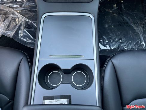 Used 2022 Tesla Model 3 Long Range AWD/4WD image 31