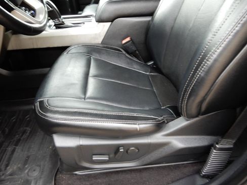 Used 2019 Ford F150 Lariat w/ Equipment Group 502A Luxury image 12