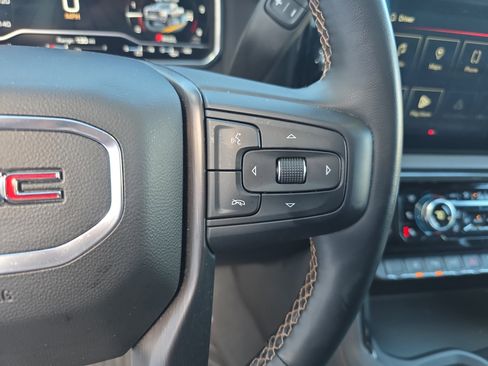 Used 2024 GMC Sierra 2500 AT4 w/ AT4 Premium Plus Package image 21