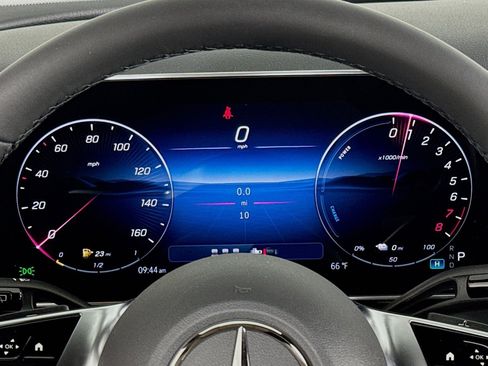 New 2026 Mercedes-Benz GLC 350e 4MATIC image 18