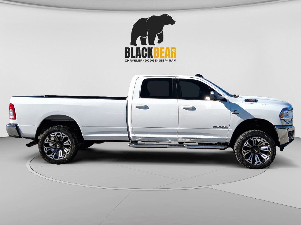 Used 2022 RAM 2500 Big Horn AWD/4WD image 2