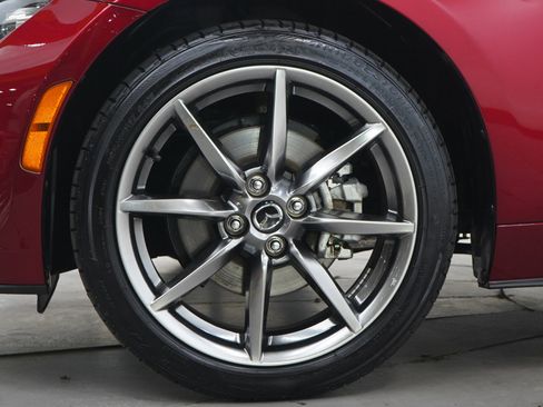 Used 2023 MAZDA MX-5 Miata Grand Touring RWD image 28
