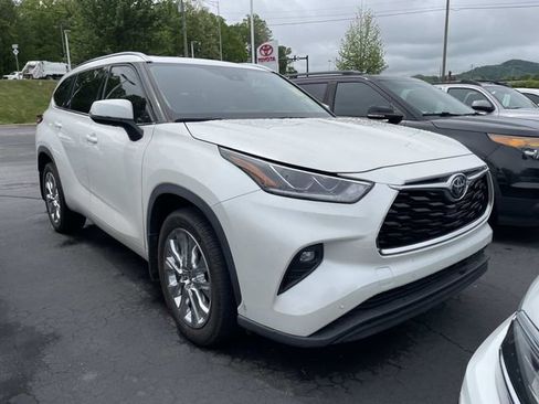 Used 2020 Toyota Highlander Limited AWD/4WD image 5