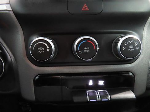 Used 2021 RAM 1500 Big Horn image 25