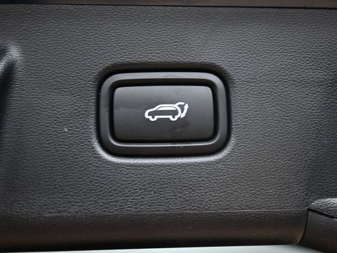 Used 2025 Hyundai Tucson SEL FWD image 16