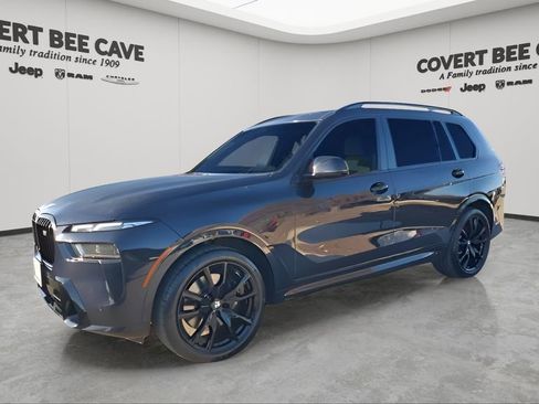 Used 2023 BMW X7 M60i w/ Executive Package image 3