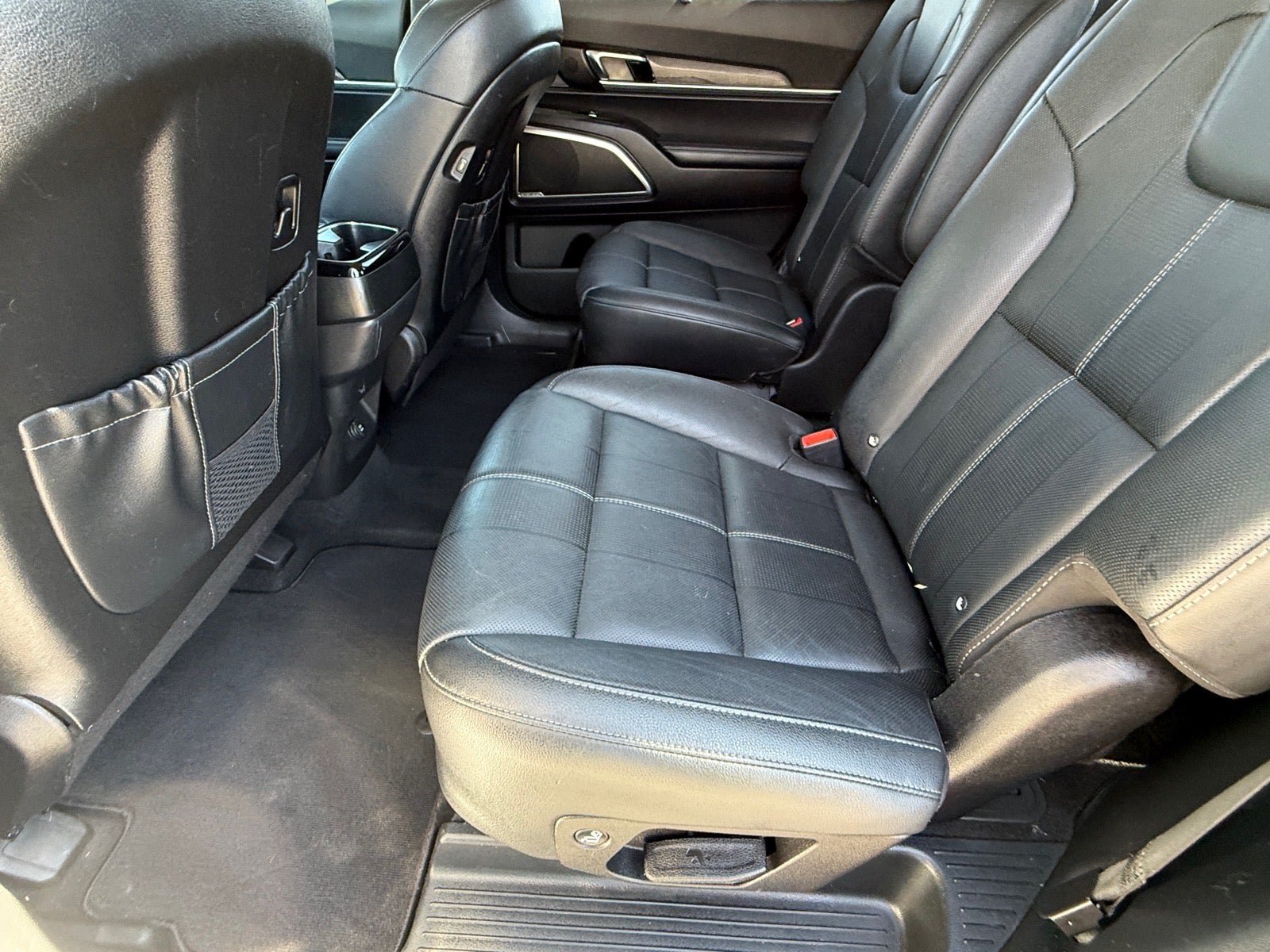 Used 2021 Kia Telluride SX w/ Nightfall Edition Package AWD/4WD image 13