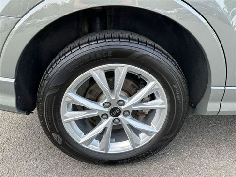 Certified 2025 Audi Q3 2.0T Premium AWD/4WD image 10