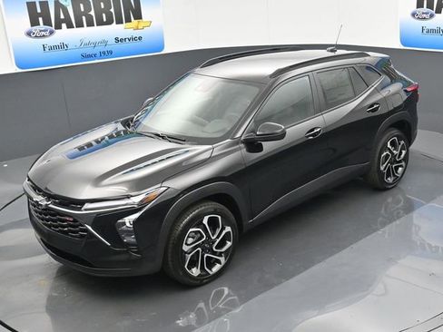 Used 2025 Chevrolet Trax RS w/ Driver Confidence Package image 22