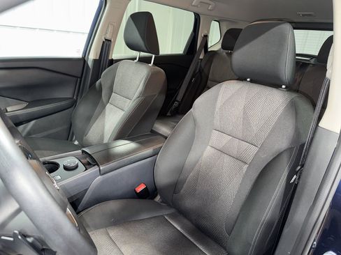 Used 2024 Nissan Rogue SV AWD/4WD image 19