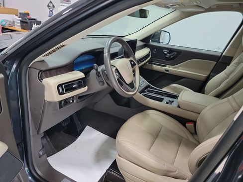 Used 2024 Lincoln Aviator Reserve w/ Elements Package Plus image 31