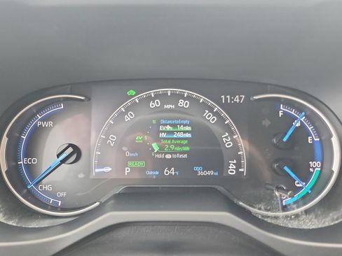 Used 2023 Toyota RAV4 SE AWD/4WD image 19