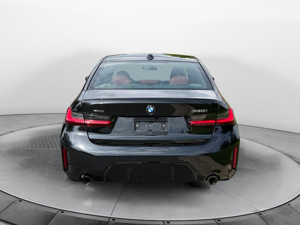 New 2026 BMW 330i xDrive Sedan w/ M Sport Package AWD/4WD image 6