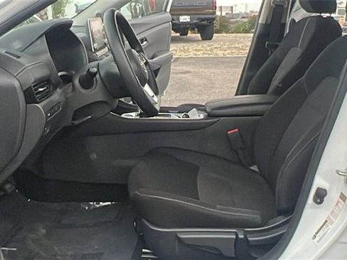 Used 2024 Nissan Sentra SV image 17