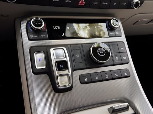Used 2024 Hyundai Palisade Calligraphy FWD image 11